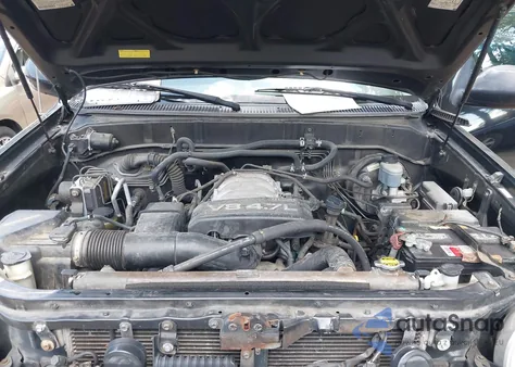 2003 Toyota Sequoia Limited V8 from USA, damaged, VIN 5TDBT48A43S171811